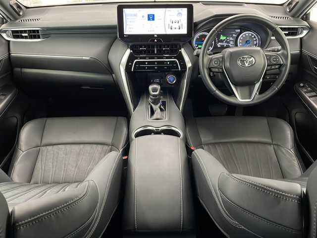 トヨタ ハリアー ハイブリッド Z 新潟県 2021(令3)年 4万km ホワイトパールクリスタルシャイン 4WD/純正メモリナビ/BT/USB/AUX/フルセグテレビ/バックカメラ/ETC2.0/サンルーフ/JBLスピーカー/衝突被害軽減ブレーキ/レーンキープアシスト/レーダークルーズコントロール/半革シート/運転席パワーシート/パワーバックドア/ステアリングスイッチ/コーナーセンサー/スマートキー/プッシュスタート/LEDヘッドライト/オートライト/オートハイビーム/フォグランプ/純正19インチアルミホイール