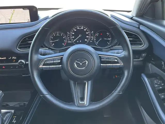 マツダ ＣＸ－３０ 20S プロアクティブツーリングセレ 群馬県 2023(令5)年 2.6万km スノーフレイクホワイトパールマイカ 純正SDナビ/HUD/Bluetooth/全周囲カメラ/BOSEサウンドシステム/パドルシフト/ステアリングスイッチ/ステアリングヒーター/本革ステアリング/BSM/D席パワーシート/前席シートヒーター/純正ブラック塗装アルミホイール/シートセットポジションメモリー/パワーステアリング/純正前後ドラレコ/電動リアゲート/アダプティブクルーズコントロール/パワーステアリング/LEDヘッドライト/チューブレスタイヤ/純正ビルトインETC/フルセグ