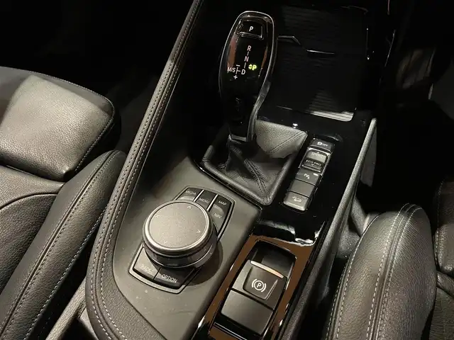 ＢＭＷ Ｘ２ xDrive20i MスポーツX 道央・札幌 2018(平30)年 4.3万km ガルバニックゴールドメタリック アドバンスドアクティブセーフティパッケージ/ハイラインパッケージ/OP20インチアロイホイール/黒革シート/シートヒーター/純正HDDナビ/バックカメラ/LEDヘッドライト/パワーテールゲート