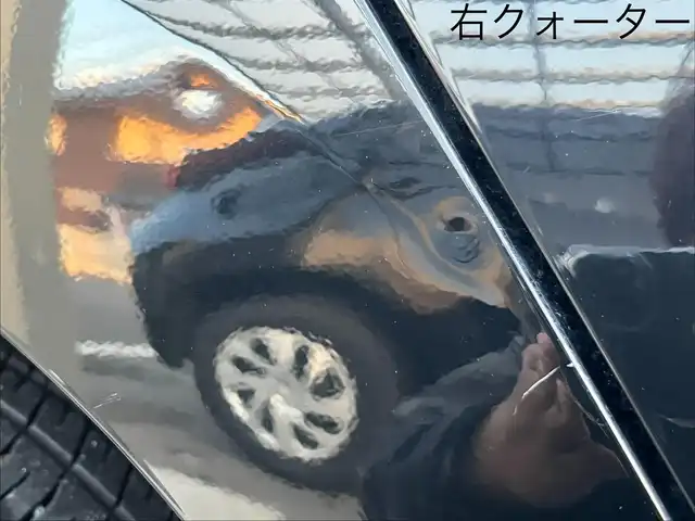 トヨタ ヤリス X 三重県 2022(令4)年 5.6万km ブラック 純正7インチディスプレイオーディオ/（ナビ/FM/AM/Bluetooth/USB/Miracast)/ETC/バックカメラ/スマートエントリー/スタートシステム/トヨタセーフティセンス（衝突回避支援パッケージ）/・プリクラッシュセフティ/・レーンディパーチャーアラート/・オートマチックハイビーム/・ロードサインアシスト/・セカンダリーコリジョンブレーキ/・先行車発進告知機能/ステアリングスイッチ/ヘッドレスト一体型ブラックファブリックシート/シートリフター(運転席)/電動格納ミラー/フロアマット/スペアタイヤ