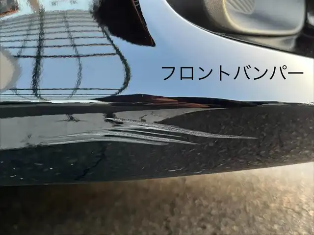 トヨタ ヤリス X 三重県 2022(令4)年 5.6万km ブラック 純正7インチディスプレイオーディオ/（ナビ/FM/AM/Bluetooth/USB/Miracast)/ETC/バックカメラ/スマートエントリー/スタートシステム/トヨタセーフティセンス（衝突回避支援パッケージ）/・プリクラッシュセフティ/・レーンディパーチャーアラート/・オートマチックハイビーム/・ロードサインアシスト/・セカンダリーコリジョンブレーキ/・先行車発進告知機能/ステアリングスイッチ/ヘッドレスト一体型ブラックファブリックシート/シートリフター(運転席)/電動格納ミラー/フロアマット/スペアタイヤ