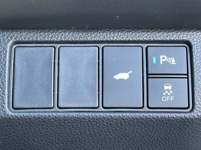 ホンダ ヴェゼル ハイブリッド e:HEV Z 千葉県 2025(令7)年 0.1千km プラチナホワイトパール 純正９インチコネクトナビ/(フルセグTV/BT/AppleCarPlay/AndroidAuto)/ブラインドスポットモニター/衝突被害軽減システム/車線逸脱警報/バックカメラ/クルーズコントロール/電動リアゲート/ハーフレザーシート/横滑り防止装置/ビルトインETC2.0/ワイヤレス充電/LEDヘッドライト/フォグランプ/オートライト/ウィンカーミラー/電動格納ミラー/純正18インチAW/シートヒーター/シートリフター/プッシュスタート/スマートキー/スペアキー/取扱説明書/保証書