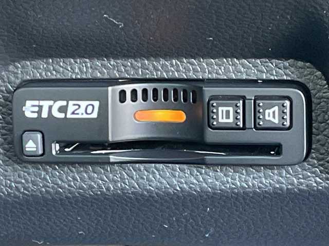 ホンダ ヴェゼル ハイブリッド e:HEV Z 千葉県 2025(令7)年 0.1千km プラチナホワイトパール 純正９インチコネクトナビ/(フルセグTV/BT/AppleCarPlay/AndroidAuto)/ブラインドスポットモニター/衝突被害軽減システム/車線逸脱警報/バックカメラ/クルーズコントロール/電動リアゲート/ハーフレザーシート/横滑り防止装置/ビルトインETC2.0/ワイヤレス充電/LEDヘッドライト/フォグランプ/オートライト/ウィンカーミラー/電動格納ミラー/純正18インチAW/シートヒーター/シートリフター/プッシュスタート/スマートキー/スペアキー/取扱説明書/保証書