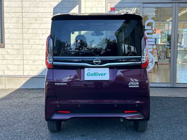 日産 ルークス ハイウェイスター X 埼玉県 2024(令6)年 0.6万km ワイン ワンオーナー　/純正ナビ　/フルセグ/BT/HDMI/SD/FM/AM/アラウンドビューモニター　/両側パワースライドドア　/左側ハンズフリー/LEDヘッドライト/ビルトインＥＴＣ　/デジタルインナーミラー　/オートライト　/横滑り防止/アイドリングストップ/スマートキー２本　/後席サンシェード/後席テーブル/保証書　/取扱説明書