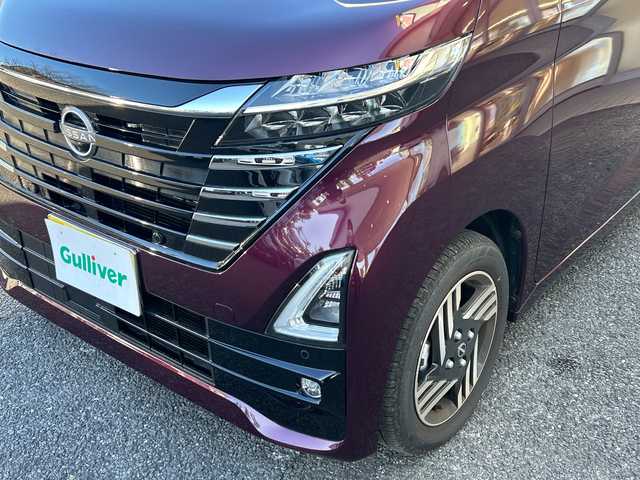 日産 ルークス ハイウェイスター X 埼玉県 2024(令6)年 0.6万km ワイン ワンオーナー　/純正ナビ　/フルセグ/BT/HDMI/SD/FM/AM/アラウンドビューモニター　/両側パワースライドドア　/左側ハンズフリー/LEDヘッドライト/ビルトインＥＴＣ　/デジタルインナーミラー　/オートライト　/横滑り防止/アイドリングストップ/スマートキー２本　/後席サンシェード/後席テーブル/保証書　/取扱説明書