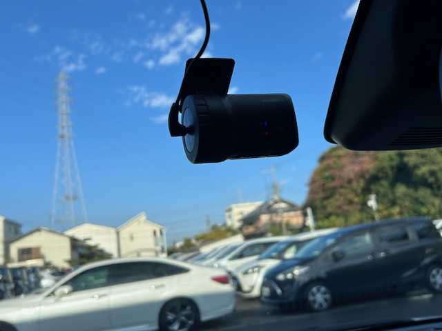 トヨタ パッソ X　S 大阪府 2020(令2)年 3.1万km ホワイト 社外ナビ(MDV-D207)/プリクラッシュセーフティ/レーンディパ-チャーアラート/クリアランスソナー/オートマチックハイビーム/横滑り防止装置/アイドリングストップ/ドライブレコーダー/プッシュスタート/スマートキー