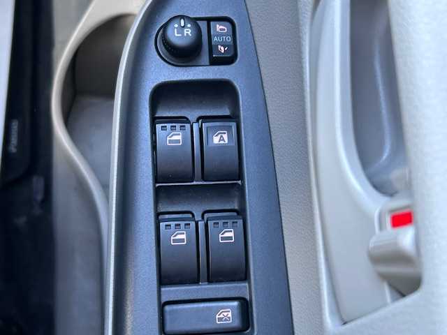 トヨタ パッソ X　S 大阪府 2020(令2)年 3.1万km ホワイト 社外ナビ(MDV-D207)/プリクラッシュセーフティ/レーンディパ-チャーアラート/クリアランスソナー/オートマチックハイビーム/横滑り防止装置/アイドリングストップ/ドライブレコーダー/プッシュスタート/スマートキー