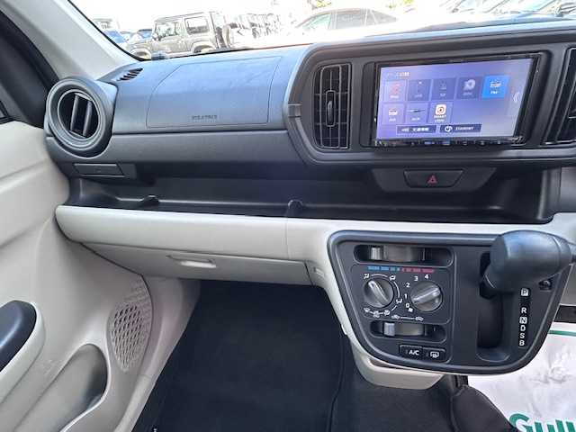 トヨタ パッソ X　S 大阪府 2020(令2)年 3.1万km ホワイト 社外ナビ(MDV-D207)/プリクラッシュセーフティ/レーンディパ-チャーアラート/クリアランスソナー/オートマチックハイビーム/横滑り防止装置/アイドリングストップ/ドライブレコーダー/プッシュスタート/スマートキー