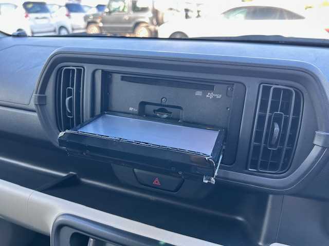 トヨタ パッソ X　S 大阪府 2020(令2)年 3.1万km ホワイト 社外ナビ(MDV-D207)/プリクラッシュセーフティ/レーンディパ-チャーアラート/クリアランスソナー/オートマチックハイビーム/横滑り防止装置/アイドリングストップ/ドライブレコーダー/プッシュスタート/スマートキー