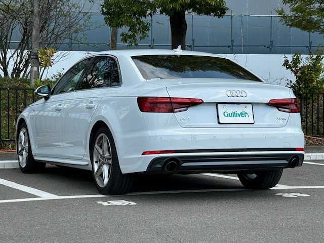 アウディ Ａ４ 2.0TFSIスポーツ S ライン PKG 宮城県 2017(平29)年 6.6万km ドラゴングリーンパールエフェクト 純正ナビ/全方位ドライブレコーダー/オートパーキング/アダプティブクルーズコントロール/アクティブレーンアシスト/アウディプレセンスシティ/レーンアシスト/衝突被害軽減ブレーキ/バックモニター/シートヒーター/エアシート/LEDヘッドライト/オートライト/純正ビルトインETC/Bluetooth/純正フルセグTV/純正18インチアルミホイール/純正フロアマット