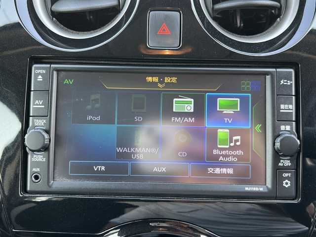 日産 ノート e－パワー X 石川県 2020(令2)年 4.2万km ホワイト 純正ナビ（MJ119D-W）/　フルセグ・CD・SD/バックカメラ/ステアリングスイッチ/360°ドライブレコーダー/ETC/エマージェンシーブレーキ/レーンキープアシスト/スマートキー/プッシュスタート