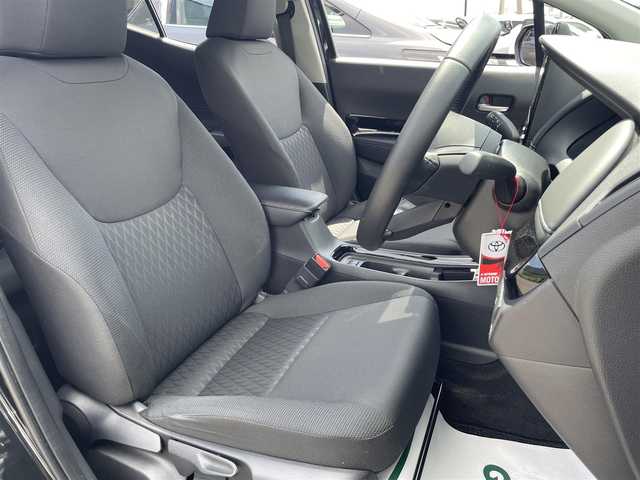 トヨタ アクア G 茨城県 2021(令3)年 2.8万km ブラックマイカ 純正ディスプレイオーディオ/【AM・FM・USB・BT】/レーダークルコン/Bカメラ/前後コーナーセンサー/USB入力端子/１００V電源/オートライト/オートハイビーム/LEDライト/ヘッドライトレベライザー/横滑り防止装置/レーンキープアシストコントロール/衝突被害軽減システム/純正フロアマット/社外アルミホイール