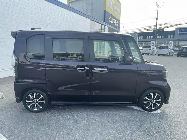 ホンダ Ｎ ＢＯＸ カスタム G L ホンダセンシング 熊本県 2018(平30)年 10万km プレミアムベルベットパープル・パール (株)IDOMが運営する【じしゃロン熊本店】の自社ローン専用車両になります。こちらは現金またはオートローンご利用時の価格です。自社ローンご希望の方は別途その旨お申付け下さい　/純正ナビ（VXM-184VFi）/バックカメラ/フルセグテレビ/DVD/CD/Bluetooth接続/ビルトインETC/両側パワースライドドア/クルーズコントロール/LEDヘッドライト/オートライト/純正アルミホイール
