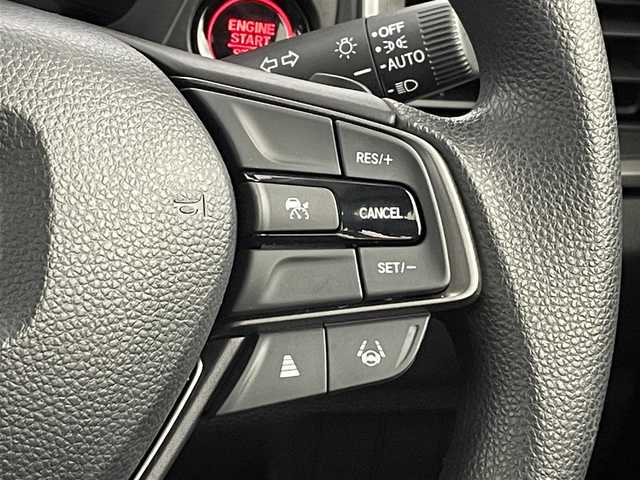 ホンダ ＷＲ－Ｖ X 福岡県 2025(令7)年 0.1万km クリスタルブラックパール 純正ナビ（ＢＴ，フルセグＴＶ）　/バックカメラ　/ＡＣＣ　/コーナーセンサー　/衝突被害軽減ブレーキ　/レーンキープ　/アクセル踏み間違い防止　/先行車発進お知らせ　/パドルシフト　/ＬＥＤヘッドライト　/オートライト