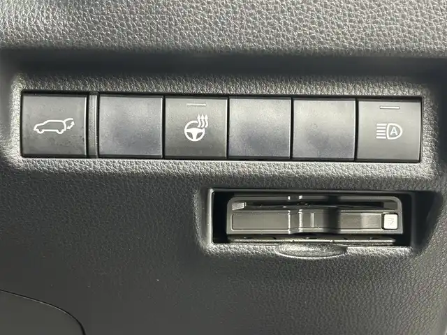 トヨタ ＲＡＶ４ G Zパッケージ 埼玉県 2020(令2)年 6.5万km ホワイトパールクリスタルシャイン パイオニア8インチナビ　CD DVD BT　フルセグ　バックカメラ　ETC　ドラレコ　デジタルインナーミラー　モデリスタエアロ　レーダークルーズ　トヨタセーフティセンス　BSM　シートヒーター　ステアリングヒーター　電動リアゲート　スペアキー