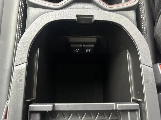 トヨタ ＲＡＶ４ G Zパッケージ 埼玉県 2020(令2)年 6.5万km ホワイトパールクリスタルシャイン パイオニア8インチナビ　CD DVD BT　フルセグ　バックカメラ　ETC　ドラレコ　デジタルインナーミラー　モデリスタエアロ　レーダークルーズ　トヨタセーフティセンス　BSM　シートヒーター　ステアリングヒーター　電動リアゲート　スペアキー