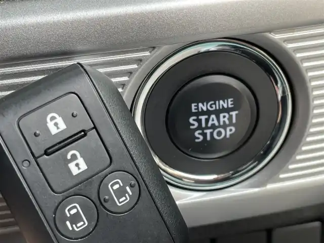 スズキ スペーシア ギア HYBRID XZターボ 東京都 2022(令4)年 2.2万km オフブルーメタリック/ガンメタリック2トーンルーフ ナビ/全方位モニター/デュアルカメラブレーキサポート/車線逸脱警報機能/パーキングソナー/シートヒーター/アダプティブクルーズコントロール/両側パワースライドドア/アイドリングストップ