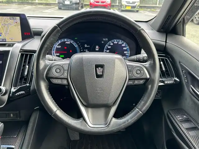 トヨタ クラウン ハイブリッド RS アドバンス 熊本県 2018(平30)年 4.3万km ホワイトパールクリスタルシャイン ワンオーナー/衝突軽減ブレーキ/プッシュスタート/純正ナビ/（CD・DVD・フルセグTV・BTオーディオ・SD）/全方位カメラ/ビルトインETC/純正18インチAW/レーダークルーズ/ハーフレザーシート/前席パワーシート・右前席シートメモリー/前席シートヒーター/ステアリングヒーター/LEDヘッドライト/オートライト/フォグライト/前後コーナーセンサー/横滑り防止装置/ウィンカーミラー/純正フロアマット/純正ドアバイザー/新車保証書/取扱説明書/スマートスペアキー×1本/カード型キー×1本