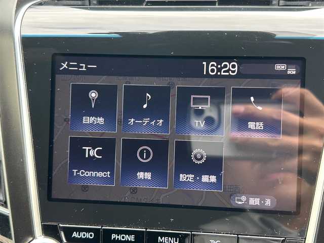 トヨタ クラウン ハイブリッド RS アドバンス 熊本県 2018(平30)年 4.3万km ホワイトパールクリスタルシャイン ワンオーナー/衝突軽減ブレーキ/プッシュスタート/純正ナビ/（CD・DVD・フルセグTV・BTオーディオ・SD）/全方位カメラ/ビルトインETC/純正18インチAW/レーダークルーズ/ハーフレザーシート/前席パワーシート・右前席シートメモリー/前席シートヒーター/ステアリングヒーター/LEDヘッドライト/オートライト/フォグライト/前後コーナーセンサー/横滑り防止装置/ウィンカーミラー/純正フロアマット/純正ドアバイザー/新車保証書/取扱説明書/スマートスペアキー×1本/カード型キー×1本