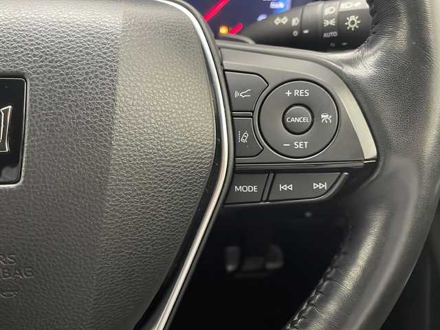 トヨタ クラウン ハイブリッド RS アドバンス 宮崎県 2018(平30)年 4.3万km ホワイトパールクリスタルシャイン ワンオーナー/純正ナビ/（CD・DVD・フルセグTV・BTオーディオ・SD）/全方位カメラ/ビルトインETC/プリクラッシュセーフティ/ブラインドスポットモニター/レーダークルーズコントロール/デジタルインナーミラー/ハーフレザーシート/前席パワーシート・右前席シートメモリー/前席シートヒーター/ステアリングヒーター/LEDヘッドライト/前後コーナーセンサー/ドライブレコーダー/純正フロアマット/純正ドアバイザー/新車保証書/取扱説明書/スマートスペアキー×1本/カード型キー×1本