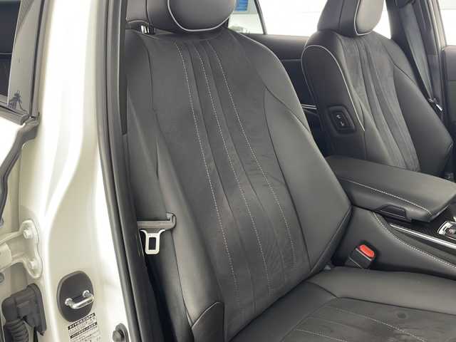 トヨタ クラウン ハイブリッド RS アドバンス 宮崎県 2018(平30)年 4.3万km ホワイトパールクリスタルシャイン ワンオーナー/純正ナビ/（CD・DVD・フルセグTV・BTオーディオ・SD）/全方位カメラ/ビルトインETC/プリクラッシュセーフティ/ブラインドスポットモニター/レーダークルーズコントロール/デジタルインナーミラー/ハーフレザーシート/前席パワーシート・右前席シートメモリー/前席シートヒーター/ステアリングヒーター/LEDヘッドライト/前後コーナーセンサー/ドライブレコーダー/純正フロアマット/純正ドアバイザー/新車保証書/取扱説明書/スマートスペアキー×1本/カード型キー×1本