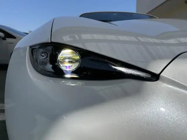マツダ ロードスター ＲＦ RS 宮城県 2022(令4)年 0.4万km スノーフレイクホワイトパールマイカ /ワンオーナー//純正opアルカンターラ内装/(コンソールリッド/シフトブーツ/インパネ/ドアパネル)//フロント・リアアンダースカート//純正メモリナビ//CD/DVD/BT/USB/フルセグテレビ//BOSEプレミアムサウンド//クルーズコントロール//衝突被害軽減ブレーキ//車線逸脱警報//パーキングセンサー//ブラインドスポットモニター//社外デジタルインナーミラー//ETC2.0//純正バーグアラーム(盗難防止)//スマートキーx2
