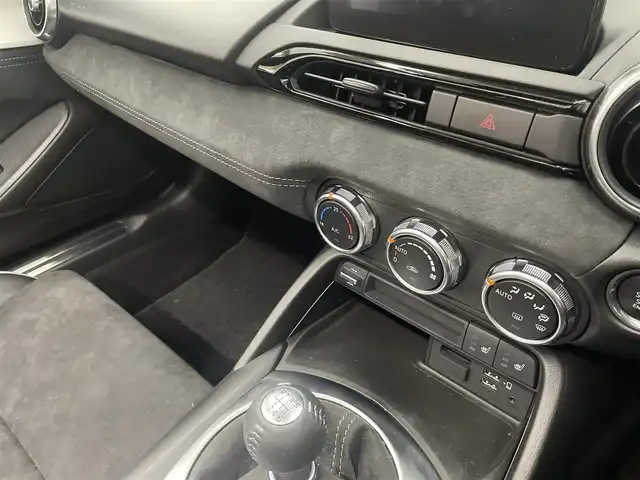マツダ ロードスター ＲＦ RS 宮城県 2022(令4)年 0.4万km スノーフレイクホワイトパールマイカ /ワンオーナー//純正opアルカンターラ内装/(コンソールリッド/シフトブーツ/インパネ/ドアパネル)//フロント・リアアンダースカート//純正メモリナビ//CD/DVD/BT/USB/フルセグテレビ//BOSEプレミアムサウンド//クルーズコントロール//衝突被害軽減ブレーキ//車線逸脱警報//パーキングセンサー//ブラインドスポットモニター//社外デジタルインナーミラー//ETC2.0//純正バーグアラーム(盗難防止)//スマートキーx2