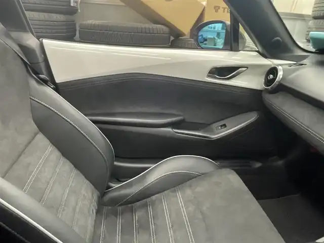 マツダ ロードスター ＲＦ RS 宮城県 2022(令4)年 0.4万km スノーフレイクホワイトパールマイカ /ワンオーナー//純正opアルカンターラ内装/(コンソールリッド/シフトブーツ/インパネ/ドアパネル)//フロント・リアアンダースカート//純正メモリナビ//CD/DVD/BT/USB/フルセグテレビ//BOSEプレミアムサウンド//クルーズコントロール//衝突被害軽減ブレーキ//車線逸脱警報//パーキングセンサー//ブラインドスポットモニター//社外デジタルインナーミラー//ETC2.0//純正バーグアラーム(盗難防止)//スマートキーx2
