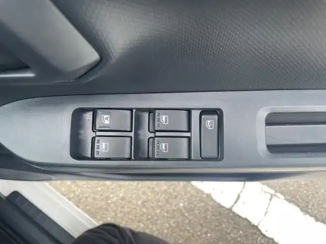 ダイハツ ミラ イース L SAⅢ 和歌山県 2020(令2)年 1.3万km ホワイト 社外7インチナビ/バックカメラ/(BT/CD/USB/AM/FM)/衝突軽減ブレーキ/前後コーナーセンサー/横滑り防止装置/ドアバイザー/ハロゲンヘッドライト/ヘッドライトレベライザー/オートマチックハイビーム