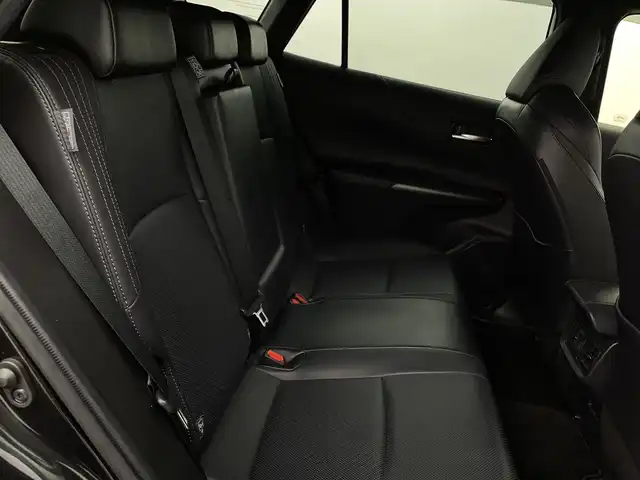トヨタ ハリアー ハイブリッド Z レザーパッケージ 新潟県 2021(令3)年 4.2万km プレシャスブラックパール 4WD/トヨタセーフティーセンス/ガラスルーフ/JBLサウンド/純正ナビ/　　フルセグ/BT/USB/AUX/バックカメラ/サイドカメラ/パワーバックドア/レーダークルーズコントロール/LEDオートライト/オートマチックハイビーム/Fフォグ/レザーシート/パワーシート/メモリーシート/エアシート/シートヒーター/純正アルミホイール車載/ステアリングスイッチ/ステアリングヒーター/ブラインドスポットモニター/スマートキー/ビルトインETC2.0