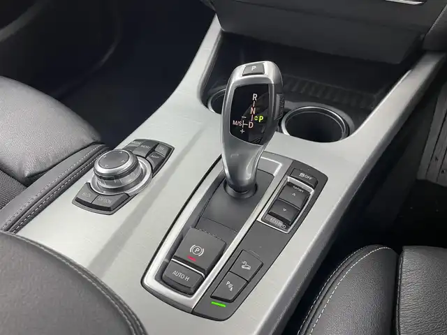 ＢＭＷ Ｘ３ xDrive20d ブルーパフォ Mスポ 大分県 2012(平24)年 6.7万km アルピンホワイトⅢ 4WD/ディーゼルターボ/純正HDDナビ/(CD/DVD/フルセグTV)/バックカメラ/スマートキー/プッシュスタート/ミラー一体型ETC/電格ミラー/ウィンカーミラー/オートライト/フォグランプ/バックフォグ/キセノンヘッドライト/クルーズコントロール/革巻きステアリング/ステアリングスイッチ/クリアランスソナー /オートブレーキホールド/ルーフレール/純正18インチアルミホイール/フロアマット