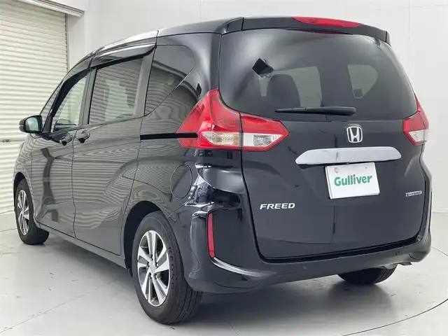ホンダ フリード ハイブリット G ホンダセンシング 茨城県 2022(令4)年 3.9万km クリスタルブラックパール 純正ナビ/バックカメラ/フルセグ/衝突被害軽減ブレーキ/車線逸脱抑制装置/レーダークルーズコントロール/両側電動スライドドア/ETC/ドラレコ/シートヒーター/純正15インチAW/LEDヘッドライト/スマートキー