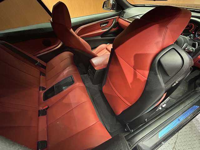 ＢＭＷ ４４０ｉ カブリオレ Mスポーツ 千葉県 2016(平28)年 5万km 黒Ｍ ＡＣＣ　/ＨＵＤ　/純正ナビ　/バックカメラ　/フルセグＴＶ　/ＰＤＣ　/赤革シート　/シートヒーター　/パワーシート　/ＬＥＤヘッドライト　/オートライト　/ドライブレコーダー　/純正１９インチＡＷ　/ＥＴＣ
