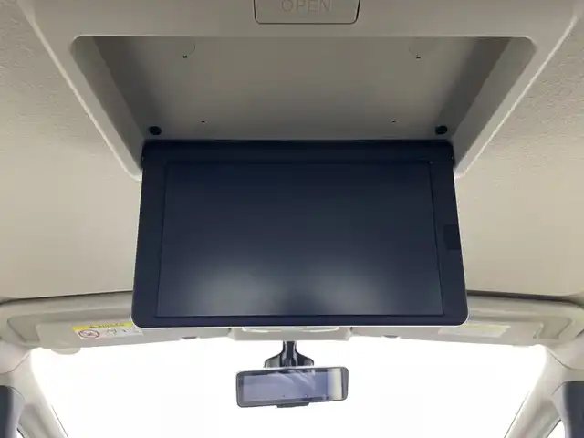 日産 セレナ ハイウェイスター V 群馬県 2021(令3)年 5.9万km アズライトブルー 純正１０型ナビ　純正１１型後席モニター　全周囲カメラ　アダプティブクルーズコントロール　レーンキープアシスト　衝突被害軽減ブレーキオートマチックハイビーム　ドライブレコーダー　ＥＴＣ　ＬＥＤ　禁煙車