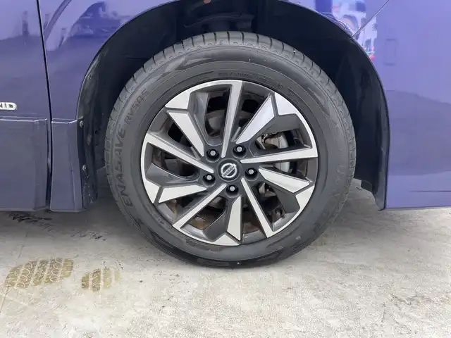 日産 セレナ ハイウェイスター V 群馬県 2021(令3)年 5.9万km アズライトブルー 純正１０型ナビ　純正１１型後席モニター　全周囲カメラ　アダプティブクルーズコントロール　レーンキープアシスト　衝突被害軽減ブレーキオートマチックハイビーム　ドライブレコーダー　ＥＴＣ　ＬＥＤ　禁煙車