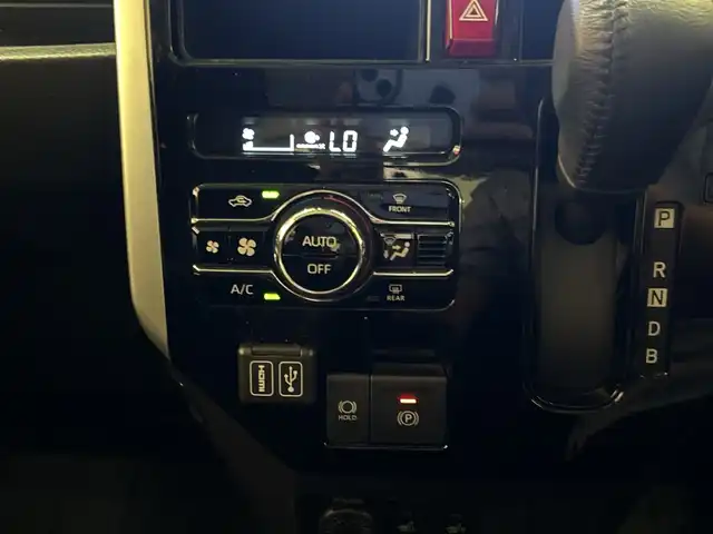 トヨタ ルーミー カスタムG－T 埼玉県 2023(令5)年 2.1万km パールホワイトⅢ スマートアシスト/純正9インチナビ/　　CD/DVD/BT/フルセグTV/全方位カメラ/両側パワースライドドア/レーダークルーズコントロール/LEDオートライト/シートヒーター/純正15インチAW/ステアリングスイッチ/クリアランスソナー/アイドリングストップ/ドライブレコーダー/プッシュスタート/ETC2.0/禁煙車