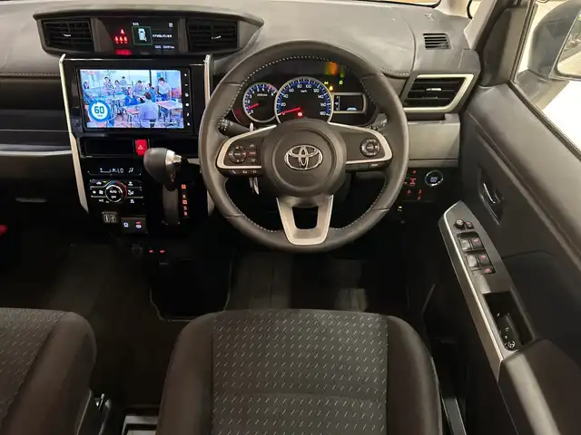 トヨタ ルーミー カスタムG－T 埼玉県 2023(令5)年 2.1万km パールホワイトⅢ スマートアシスト/純正9インチナビ/　　CD/DVD/BT/フルセグTV/全方位カメラ/両側パワースライドドア/レーダークルーズコントロール/LEDオートライト/シートヒーター/純正15インチAW/ステアリングスイッチ/クリアランスソナー/アイドリングストップ/ドライブレコーダー/プッシュスタート/ETC2.0/禁煙車