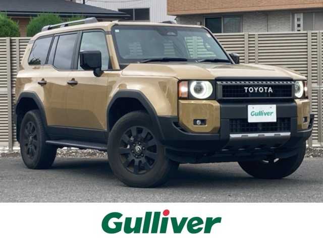 トヨタ ランドクルーザー ２５０ VX ファーストエディション 千葉県 2024(令6)年 1.8万km ゴールド 純正ナビ/Bluetooth/HDMI/Miracast/フルセグTV/全方位カメラ/ETC2.0/デジタルインナーミラー/ナビ連動型前後ドライブレコーダー/サンルーフ/革シート/前席シートヒーター/エアーシート/運転席パワーシート/ステアリングヒーター/パワーバックドア/プリクラッシュセーフティ/ブラインドスポットモニター/レーンディパーチャアラート/プロアクティブドライビングアシスト/レーンチェンジアシスト/レーントレーシングアシスト/ドライバーモニター/ロードサインアシスト/安心降車アシスト/アダプティブハイビーム/クリアランスソナー/ブレーキホールド/スペアキー×１/純正18インチアルミホイール/保証書
