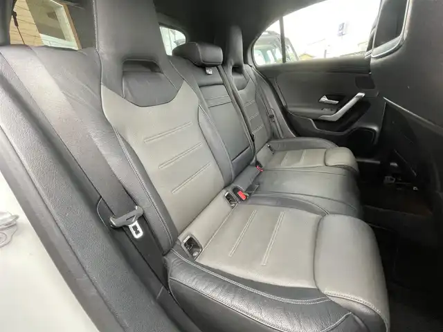メルセデス・ベンツ Ａ２００ｄ AMGライン 栃木県 2019(令1)年 6.3万km デジタルホワイト レザーエクスクルーシブパッケージ/┗黒革シート/┗アンビエントライト64色/┗アルミニウムインテリアトリム/アドバンスドパッケージ/┗全方位カメラ/┗ヘッドアップディスプレイ/┗アドバンスドサウンドシステム/レーダーセーフティパッケージ/ナビゲーションパッケージ/ワンオーナー /パワーシート /シートヒーター /ナビ/フルセグTV/ETC/レーンキープアシスト/ブラインドスポット /パークトロニック /ACC