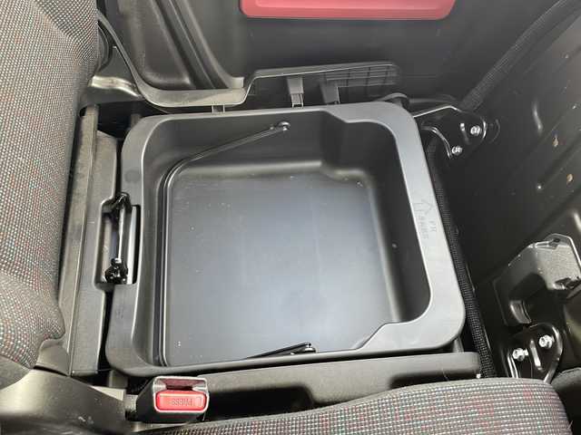 スズキ スペーシア HYBRID G 静岡県 2021(令3)年 6.6万km シフォンアイボリーM /レーダーブレーキサポート//社外CD//コーナーセンサー//レーンキープアシスト//ドラレコ前後//スマートキー//保証書//取説