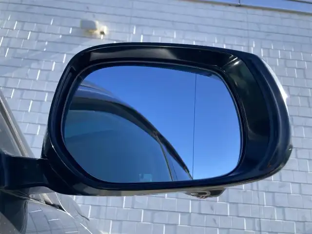 日産 スカイライン 200GT－t タイプSP 静岡県 2015(平27)年 8.1万km ダークメタルグレー エマージェンシーブレーキ/純正メーカーナビ/　AM FM CD DVD Bluetooth USB AUX/フルセグTV/ビルトインETC/前後方ドライブレコーダー/レーダークルーズコントロール/LEDオートヘッドランプ/パワーシート(前席)/シートヒーター(前席)/前後方クリアランスソナー/純正19インチアルミホイール/スマートキー2本/シングルサンルーフ/アラウンドビューモニター/ブラックレザーシート