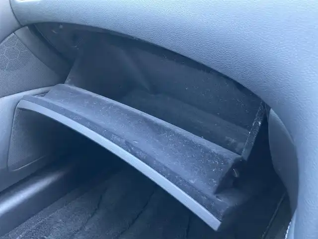 日産 スカイライン 200GT－t タイプSP 静岡県 2015(平27)年 8.1万km ダークメタルグレー エマージェンシーブレーキ/純正メーカーナビ/　AM FM CD DVD Bluetooth USB AUX/フルセグTV/ビルトインETC/前後方ドライブレコーダー/レーダークルーズコントロール/LEDオートヘッドランプ/パワーシート(前席)/シートヒーター(前席)/前後方クリアランスソナー/純正19インチアルミホイール/スマートキー2本/シングルサンルーフ/アラウンドビューモニター/ブラックレザーシート