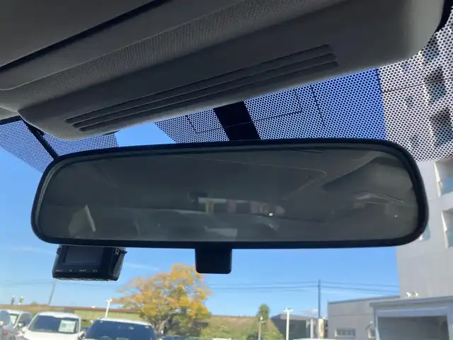 日産 スカイライン 200GT－t タイプSP 静岡県 2015(平27)年 8.1万km ダークメタルグレー エマージェンシーブレーキ/純正メーカーナビ/　AM FM CD DVD Bluetooth USB AUX/フルセグTV/ビルトインETC/前後方ドライブレコーダー/レーダークルーズコントロール/LEDオートヘッドランプ/パワーシート(前席)/シートヒーター(前席)/前後方クリアランスソナー/純正19インチアルミホイール/スマートキー2本/シングルサンルーフ/アラウンドビューモニター/ブラックレザーシート