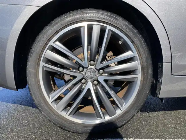 日産 スカイライン 200GT－t タイプSP 静岡県 2015(平27)年 8.1万km ダークメタルグレー エマージェンシーブレーキ/純正メーカーナビ/　AM FM CD DVD Bluetooth USB AUX/フルセグTV/ビルトインETC/前後方ドライブレコーダー/レーダークルーズコントロール/LEDオートヘッドランプ/パワーシート(前席)/シートヒーター(前席)/前後方クリアランスソナー/純正19インチアルミホイール/スマートキー2本/シングルサンルーフ/アラウンドビューモニター/ブラックレザーシート