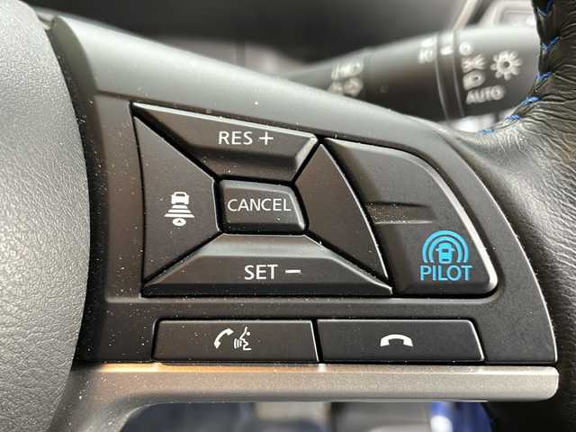 日産 セレナ オーテック セーフティパッケージ 岩手県 2020(令2)年 3.5万km 青Ⅱ 寒冷地仕様 9型ナビ 全周囲 プロパイロット オートパーキングアシスト ハンズフリー両側電動スライドドア フルセグ ETC オーテック専用合皮革シート シートヒーター ステアヒーター リアヒーターダクト ヒーター付電格ミラー ドラレコ BSM 純正15インチAW オートLEDライト フォグランプ 積込冬タイヤ付AW