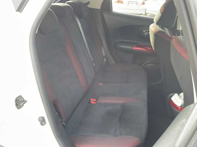 日産 ジューク 15RX 茨城県 2010(平22)年 6.3万km 白 純正SDナビ(CD，DVD/バックカメラ/フルセグTV)/HIDオートライト/スマートキー/USB入力端子/ETC/ドライブレコーダー/17インチ純正アルミホイール/純正フロアマット