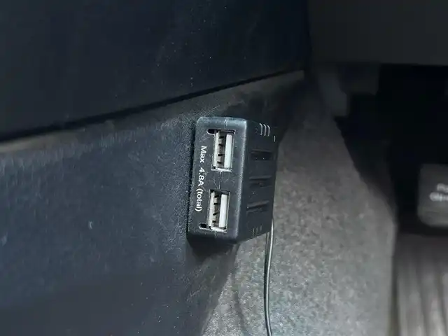 トヨタ マークＸ 250GリラックスセレブラックLTD 栃木県 2012(平24)年 15.6万km ホワイトパールクリスタルシャイン ブラックリミテッド/　　・助手席電動シート/　　・専用ブラウン木目調/革巻きコンビステアリング/　　・スマートキー＆プッシュスタート/　　・HIDヘッドライト/　　・フォグランプ/サンルーフ/オプティトロンメーター/HDDナビ/フルセグテレビ/運転席・助手席電動シート/ETC/全席オートパワーウィンドウ/KNEE AIR BAG/純正フロアマット/純正サイドバイザー/ルームミラー型レーダー探知機/前後ドライブレコーダー