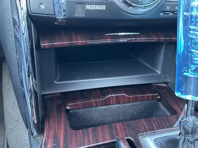 トヨタ マークＸ 250GリラックスセレブラックLTD 栃木県 2012(平24)年 15.6万km ホワイトパールクリスタルシャイン ブラックリミテッド/　　・助手席電動シート/　　・専用ブラウン木目調/革巻きコンビステアリング/　　・スマートキー＆プッシュスタート/　　・HIDヘッドライト/　　・フォグランプ/サンルーフ/オプティトロンメーター/HDDナビ/フルセグテレビ/運転席・助手席電動シート/ETC/全席オートパワーウィンドウ/KNEE AIR BAG/純正フロアマット/純正サイドバイザー/ルームミラー型レーダー探知機/前後ドライブレコーダー