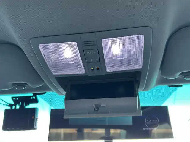 トヨタ マークＸ 250GリラックスセレブラックLTD 栃木県 2012(平24)年 15.6万km ホワイトパールクリスタルシャイン ブラックリミテッド/　　・助手席電動シート/　　・専用ブラウン木目調/革巻きコンビステアリング/　　・スマートキー＆プッシュスタート/　　・HIDヘッドライト/　　・フォグランプ/サンルーフ/オプティトロンメーター/HDDナビ/フルセグテレビ/運転席・助手席電動シート/ETC/全席オートパワーウィンドウ/KNEE AIR BAG/純正フロアマット/純正サイドバイザー/ルームミラー型レーダー探知機/前後ドライブレコーダー