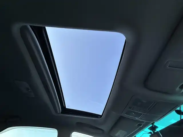 トヨタ マークＸ 250GリラックスセレブラックLTD 栃木県 2012(平24)年 15.6万km ホワイトパールクリスタルシャイン ブラックリミテッド/　　・助手席電動シート/　　・専用ブラウン木目調/革巻きコンビステアリング/　　・スマートキー＆プッシュスタート/　　・HIDヘッドライト/　　・フォグランプ/サンルーフ/オプティトロンメーター/HDDナビ/フルセグテレビ/運転席・助手席電動シート/ETC/全席オートパワーウィンドウ/KNEE AIR BAG/純正フロアマット/純正サイドバイザー/ルームミラー型レーダー探知機/前後ドライブレコーダー